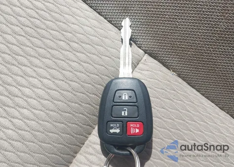 2016 Toyota Corolla Le z USA, uszkodzony, nr VIN 2T1BURHE9GC576011